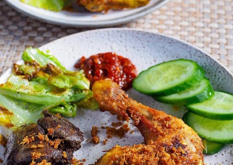 Resep @ENAK Ayam goreng kuning resep masakan rumahan yummy app