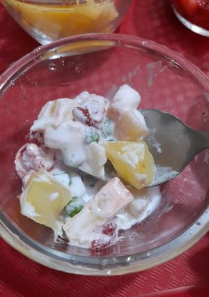 A picture of Mix veg and fruit chaat.