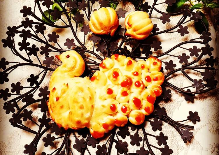 Steps to Make Speedy Peacock n flower bread 🦚🌹 Cooking Basics for Beginners