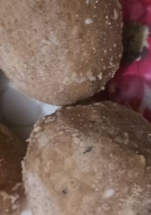 आटे के लड्डू (Aate ke laddu recipe in hindi) रेसिपी मुख्य फोटो