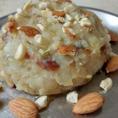A picture of Potato & banana Halwa.