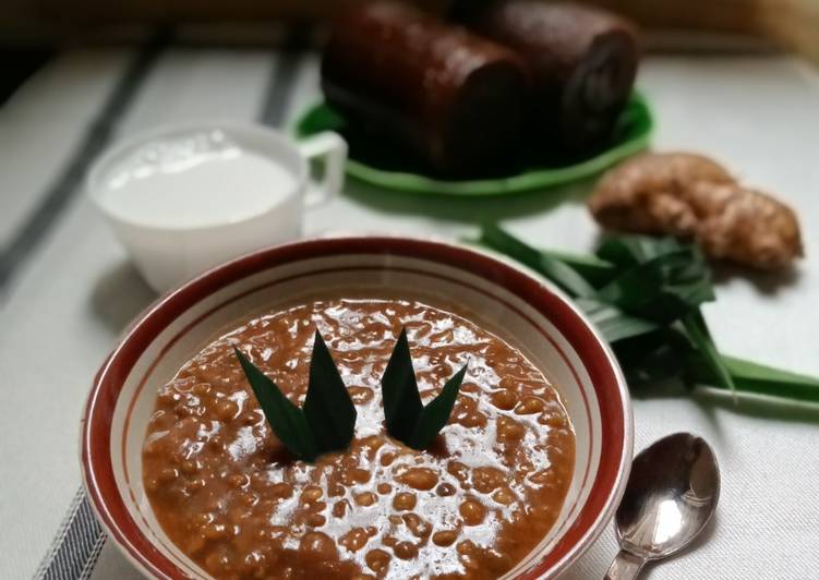 Bubur Kacang Ijo Gula Aren