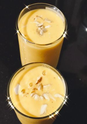 ક્રિમી મેંગો શેક (Mango Shake Recipe In Gujarati) રેસીપી મુખ્ય ફોટો