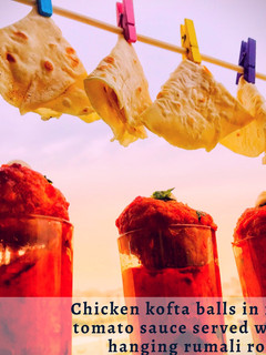 தொங்கும் ரொட்டிகளுடன் சிக்கன் கொஃப்தா பால்ஸ் (Rotti with chicken koftha balls recipe in tamil) செய்முறை முக்கிய புகைப்படம்