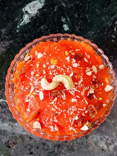 A picture of Papaya Halwa.