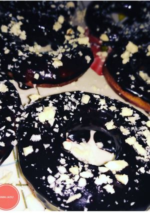 A picture of Chocolate doughnut.