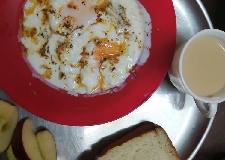 Easiest Way to Prepare Award-winning Turkish style: poached eggs with yogurt