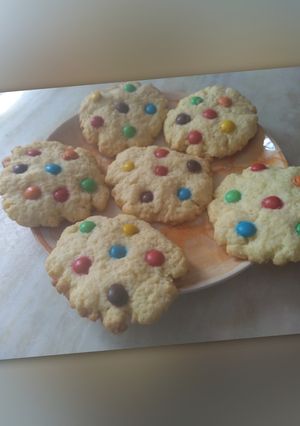 Una foto de Cookies con lentejas de chocolate
