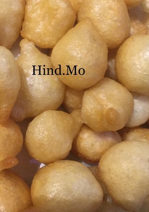 A picture of Luqaimat (Sweet Fried Dough Balls).