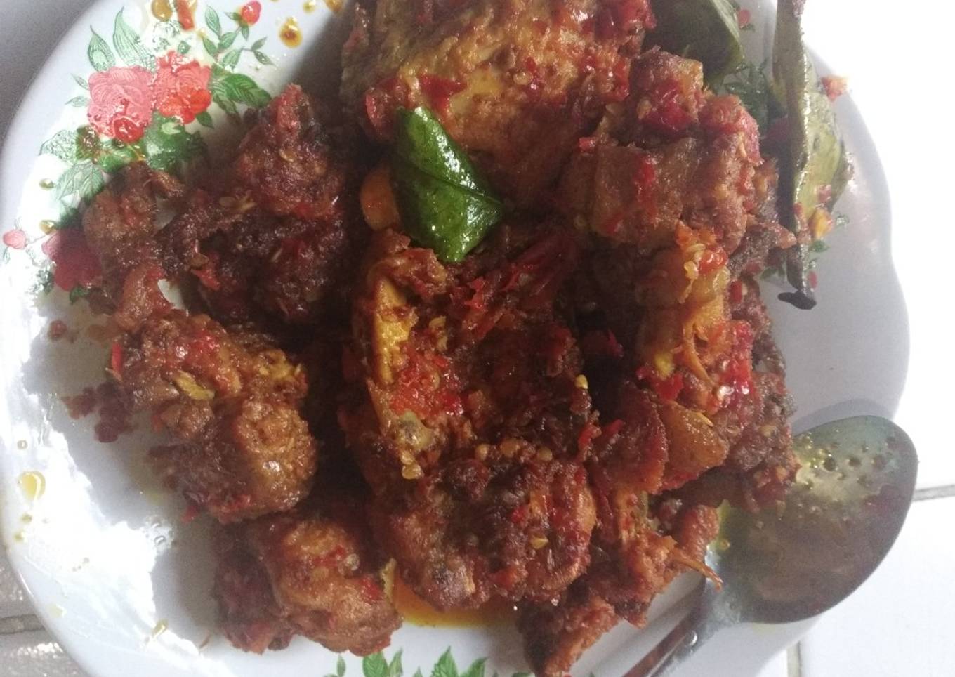 Ayam bumbu balado