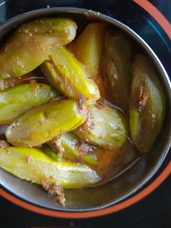 পটলের ঝাল (potoler jhal recipe in Bengali) রেসিপির প্রধান ছবি