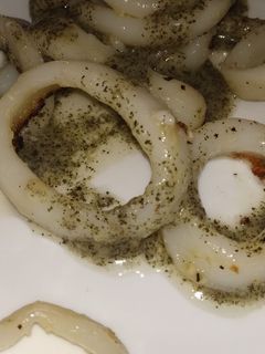 Una foto de Salsa de pesto (Ideal para carnes)😋