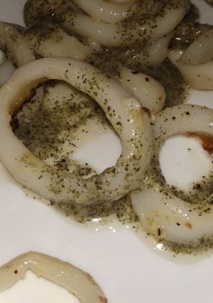 Una foto de Salsa de pesto (Ideal para carnes)😋
