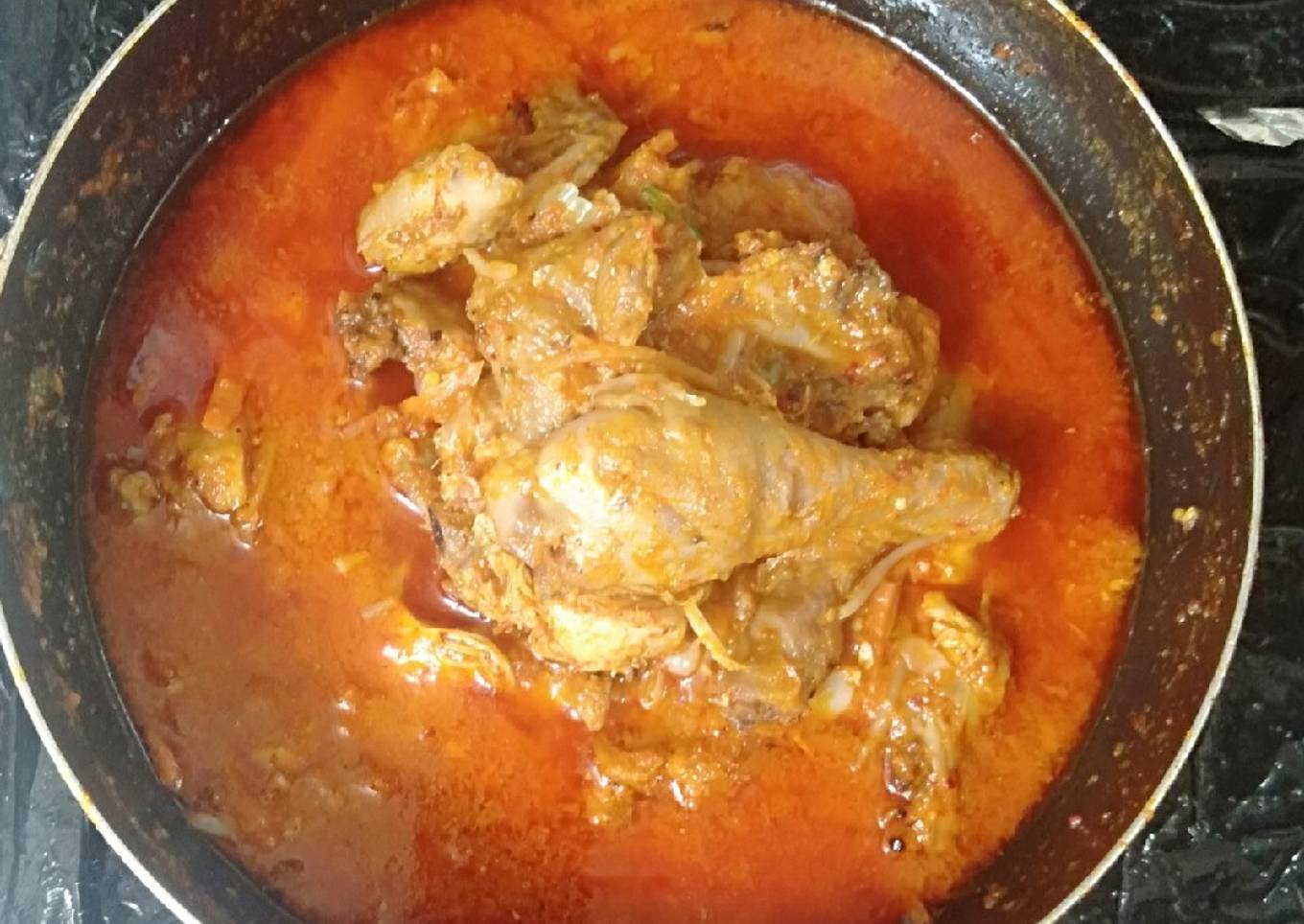 38. Ayam dan telur pelalah