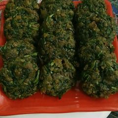 A picture of Palak tikki.
