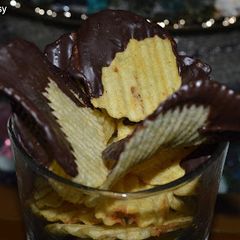 A picture of Chocolate Potato Chips.