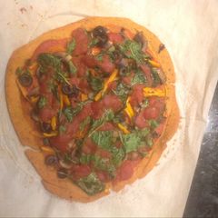 A picture of Lentil vegetables pizza.