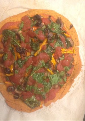 A picture of Lentil vegetables pizza.