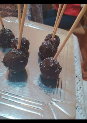 Una foto de Cakepops o trufas económicas 💯
