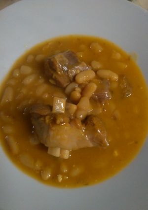 Foto di Fagioli cannellini con piede di 🐷 maiale.