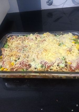 A picture of Baked fusili pasta.