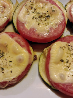 Una foto de Pizzetas de zapallito italiano