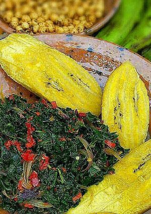 A picture of Veggie sauce and unripe plaintain.
