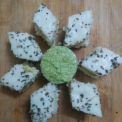 Rava dhokla A picture of Rava dhokla.