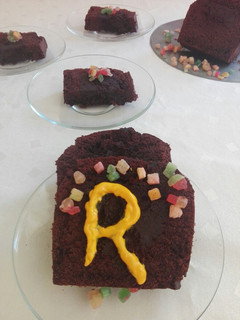 Una foto de Brownies chocolate negro con harina de arroz y azúcar de coco (s/ gluten ni lácteos)