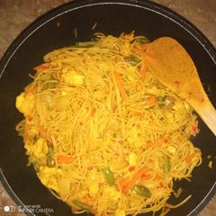 Fried spagetti with veggies A picture of Fried spagetti with veggies.
