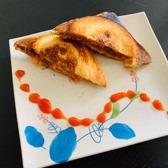 A picture of Cheese Sandwich.