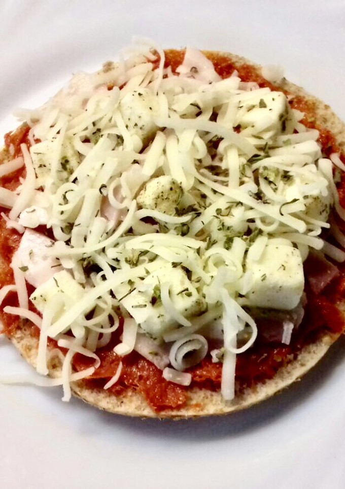 Una foto de Minipizzas de pan Thins