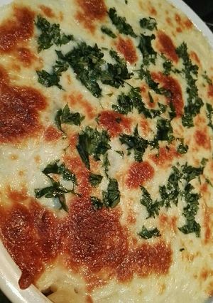 صورة لوصفة معكرونه بالبشاميل والجبنه