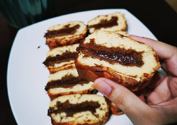 Horseshoe cake <em>mom's recipe</em>