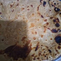 A picture of Karara khasta paratha.