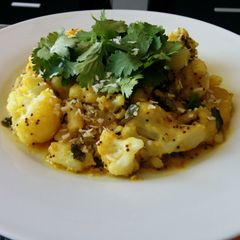 A picture of Shams' Aloo Gobi.