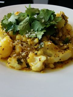 A picture of Shams' Aloo Gobi.