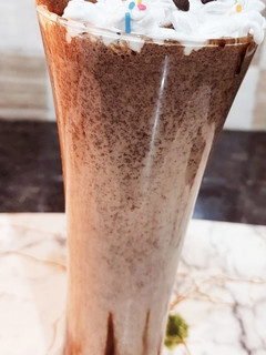 A picture of Oreo Shake.