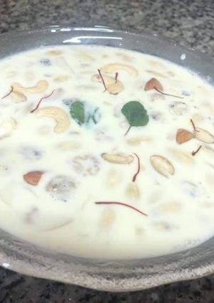 चावल की खीर (chawal ki kheer recipe in Hindi) रेसिपी मुख्य फोटो