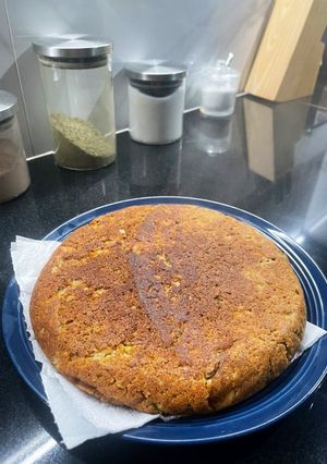 Una foto de Torta de manzana rallada 🍎🍏