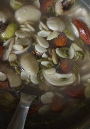 A picture of Thandai Masala.