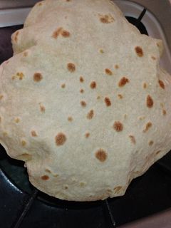 ફૂલકા રોટી (fulka roti recipe in gujarati) રેસીપી મુખ્ય ફોટો
