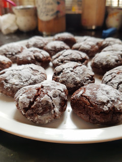Una foto de Galletitas de chocolate craqueladas🍫🍪