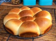 A picture of yeast milk