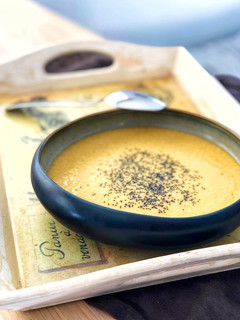 Una foto de Crema de pollo con verduras de las sobras de un zumo verde con MyCook Touch