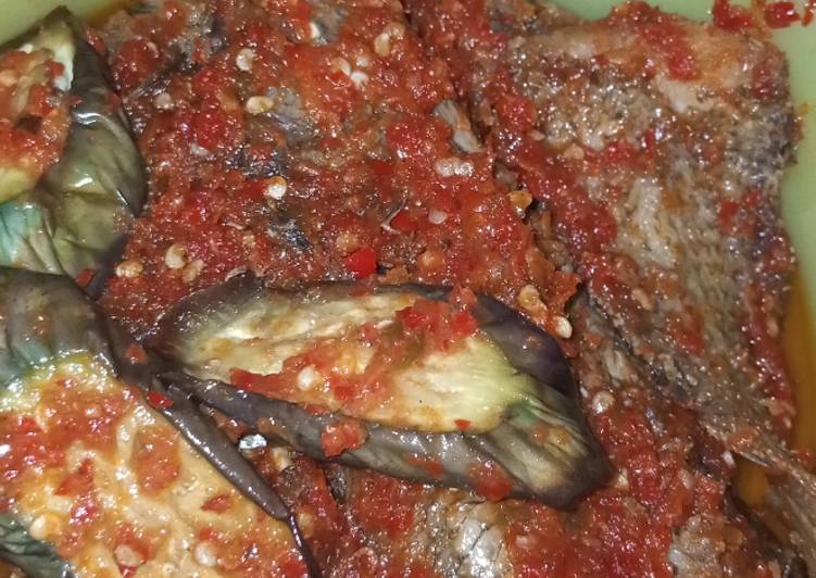 Sambal ikan lidah dan terong