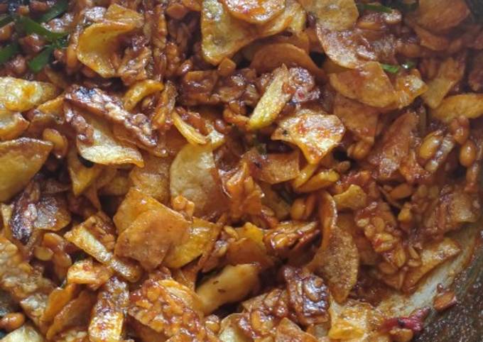 Resep Kering Tempe Kentang Pedas Manis Oleh Umi Susanti Cookpad