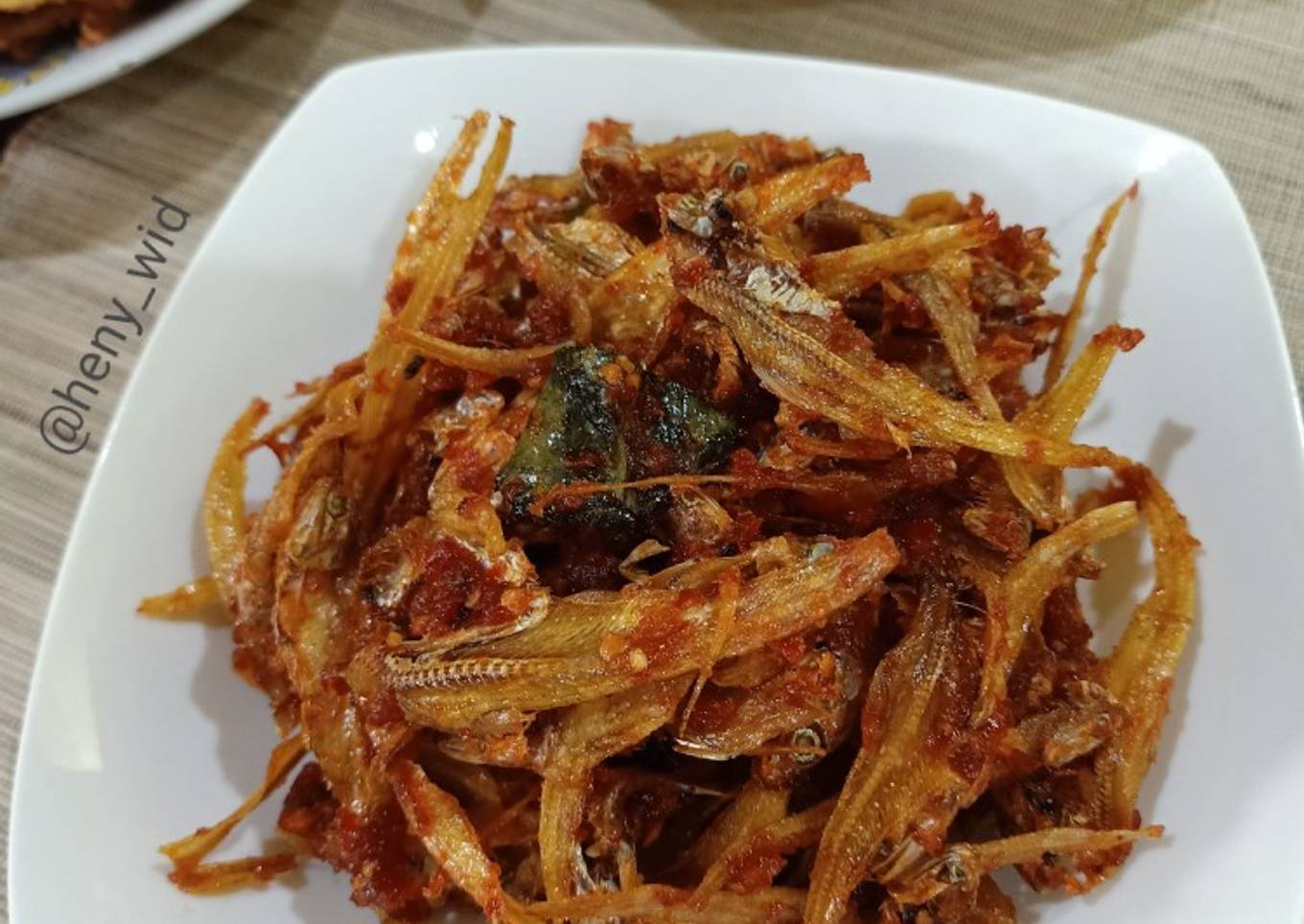 Balado Ikan Kering Bulu Ayam