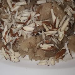 A picture of Suji ka halwa.