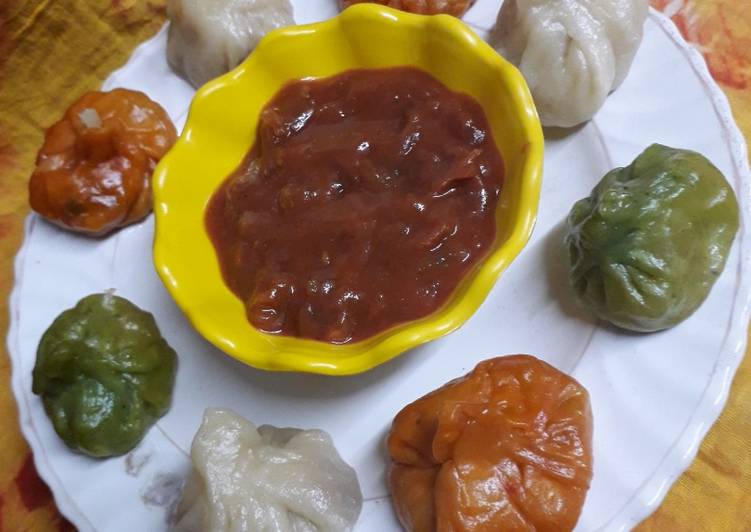 Multi colour momos